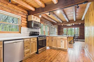 69 E Shore Dr, Hawley, PA 18428 - Photo 11
