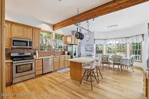 3358 Mountain View Dr, Tannersville, PA 18372 - Photo 11