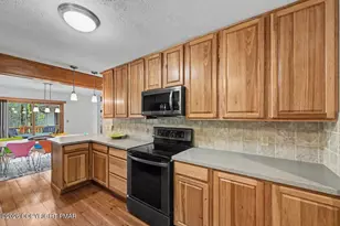 5106 Pioneer Trail, Pocono Pines, PA 18350 - Photo 9
