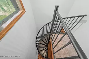 5106 Pioneer Trail, Pocono Pines, PA 18350 - Photo 19