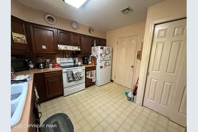  144 Lincoln Road, East Stroudsburg, PA 18302 - Photo 11