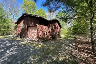 144 Lincoln Rd, East Stroudsburg, PA 18302 - Photo 3