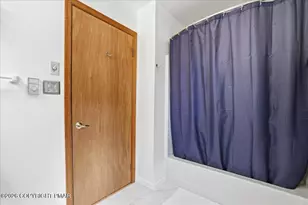 124 Hawk Ln, Canadensis, PA 18325 - Photo 43