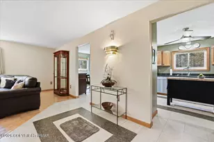 124 Hawk Ln, Canadensis, PA 18325 - Photo 9
