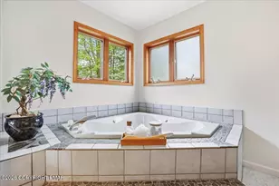 124 Hawk Ln, Canadensis, PA 18325 - Photo 33