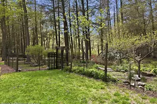 124 Hawk Ln, Canadensis, PA 18325 - Photo 55