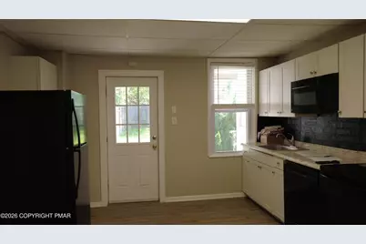  810 Pine Street, Easton, PA 18042 - Photo 11