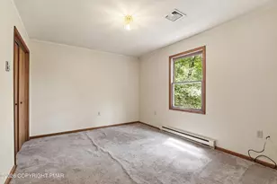 2327 Woodcrest Dr, East Stroudsburg, PA 18302 - Photo 35