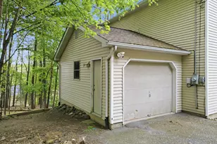 2327 Woodcrest Dr, East Stroudsburg, PA 18302 - Photo 49