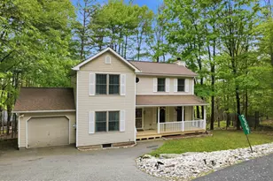 2327 Woodcrest Dr, East Stroudsburg, PA 18302 - Photo 43