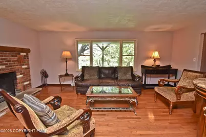  218 Applewood Drive, Swiftwater, PA 18370 - Photo 3