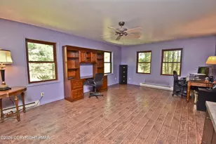 218 Applewood Dr, Swiftwater, PA 18370 - Photo 21