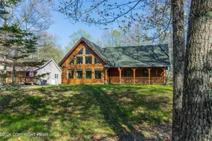 1160 Bluebird Ln, Bushkill, PA 18324 - Photo 43