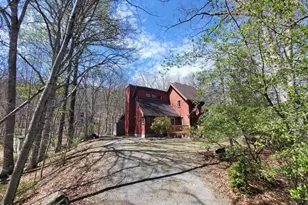 6298 Decker Rd, Bushkill, PA 18324 - Photo 3