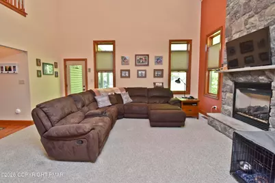  1007 Jefferson Drive, East Stroudsburg, PA 18301 - Photo 3