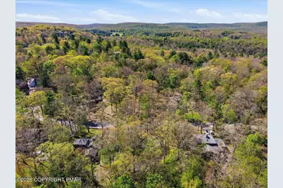  696 Lenape Lane, Buck Hill Falls, PA 18323 - Photo 39