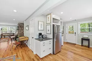 696 Lenape Ln, Buck Hill Falls, PA 18323 - Photo 15