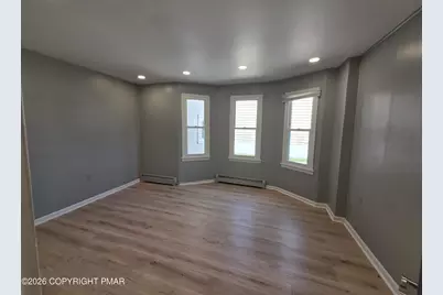  121 Oak Street #1, Wilkes Barre, PA 18702 - Photo 5