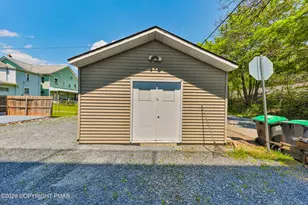 237 White St, Weissport, PA 18235 - Photo 35