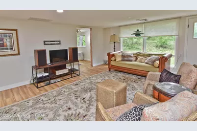  107 Arrowwood Drive, East Stroudsburg, PA 18302 - Photo 7