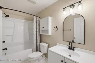 2407 Larkspur Dr, Stroudsburg, PA 18360 - Photo 37