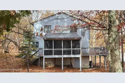 130 Bellingham Drive, Middle Smithfield, PA 18324 - Photo 3