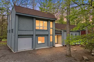 3120 Greenbriar Dr, East Stroudsburg, PA 18301 - Photo 1