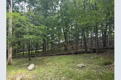  286 Hillock Court, East Stroudsburg, PA 18302 - Photo 3