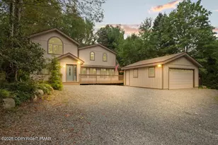 5532 Woodland Ave, Pocono Pines, PA 18350 - Photo 3