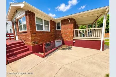  118 Tharp Street, Coal Township, PA 17866 - Photo 11