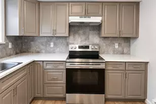 218 Sellersville Dr, East Stroudsburg, PA 18302 - Photo 3