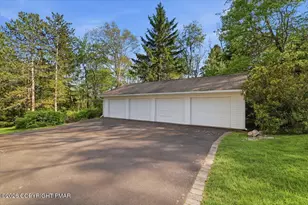 6116 Skyvillage Rd, Skytop, PA 18357 - Photo 3