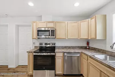  2 Mountain Drive unit # 202, Mount Pocono, PA 18344 - Photo 5