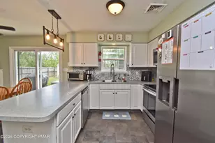 219 Orchard View Dr, Effort, PA 18330 - Photo 9