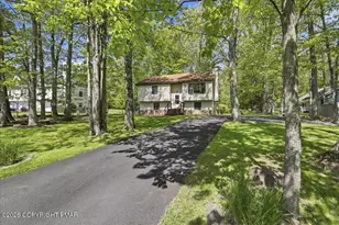 12602 Big Bear Dr, East Stroudsburg, PA 18302 - Photo 3