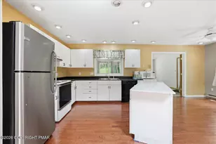 1626 Aspen Ln, Scotrun, PA 18355 - Photo 13