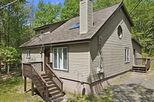 1626 Aspen Ln, Scotrun, PA 18355 - Photo 3