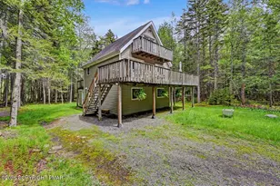 112 Thomas Ln, Gouldsboro, PA 18424 - Photo 3