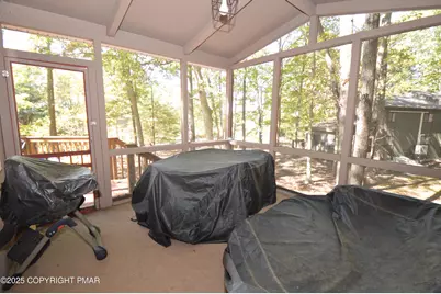  128 Ashley Court, Bushkill, PA 18324 - Photo 7