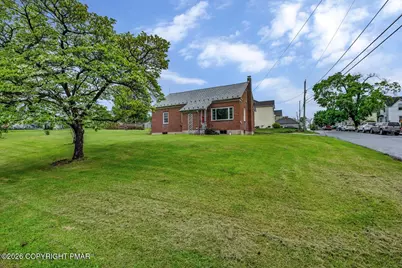  51 NW Hazen Avenue, Bangor, PA 18013 - Photo 3