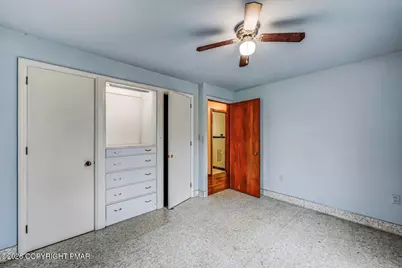  51 NW Hazen Avenue, Bangor, PA 18013 - Photo 15