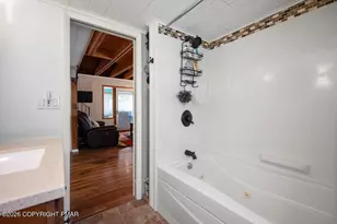 1061 Ridge Dr, Gouldsboro, PA 18424 - Photo 23