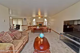 2556 Tacoma Dr, Blakeslee, PA 18610 - Photo 3