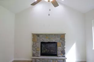 5525 Cornflower Ct, Pocono Pines, PA 18350 - Photo 13