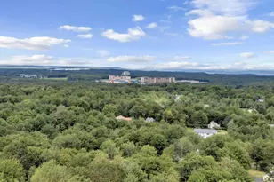 1658 Glade Dr, Long Pond, PA 18334 - Photo 3