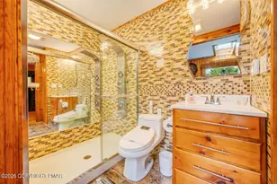 1658 Glade Dr, Long Pond, PA 18334 - Photo 7