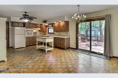  2412 Marquette Drive, Blakeslee, PA 18610 - Photo 11