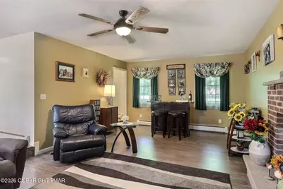  136 Marcelle Terrace, Tannersville, PA 18372 - Photo 17