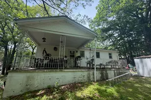 8 Laurel Ln, Mount Pocono, PA 18344 - Photo 3