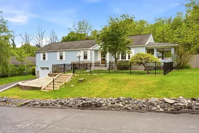  28 Tamaqua Street, Tamaqua, PA 18252 - Photo 3